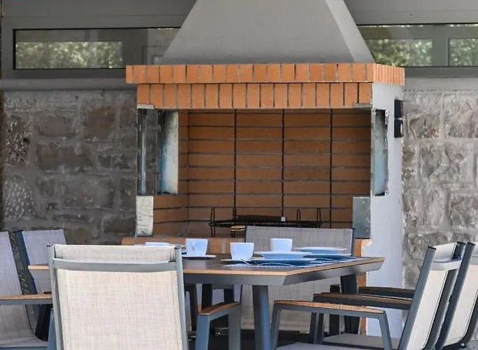 Villa Penelope Halipoma *