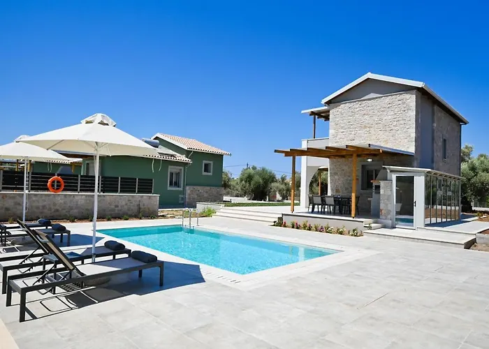 Penelope Halipoma Villa